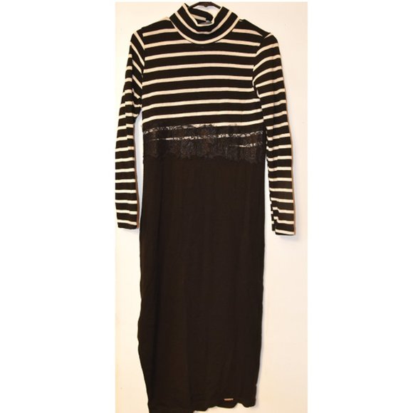 Maxi Laced Turtleneck Long Sleeve Dress from Rinascimento (Made in Italy!) - Picture 1 of 9